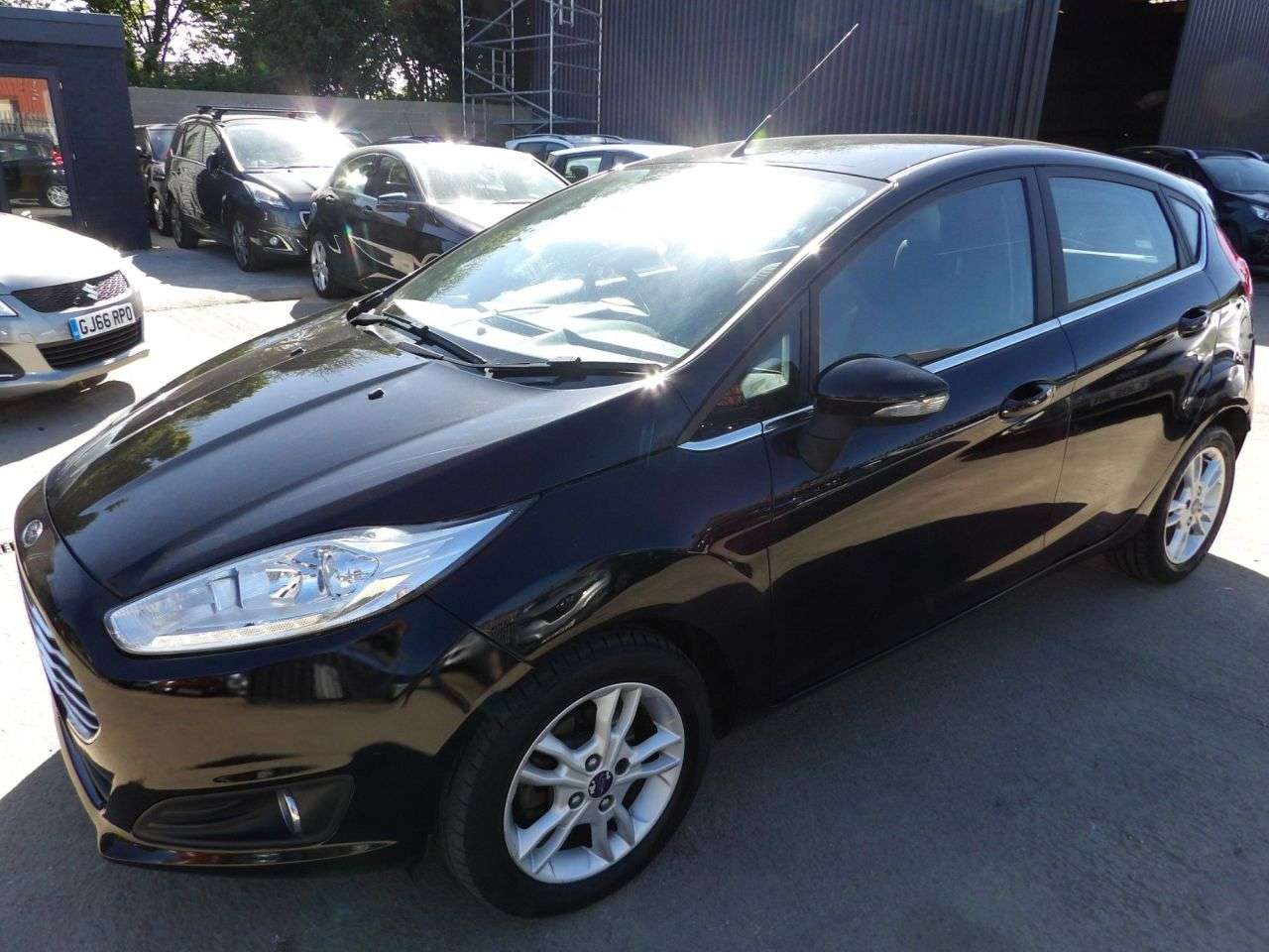 A 2016 FORD FIESTA 1.5 TDCi Zetec Hatchback 5dr Diesel Manual Euro 6 (75 ps) A 2016 FORD FIESTA 1.5 TDCi Zetec Hatchback 5dr Diesel Manual Euro 6 (75 ps)