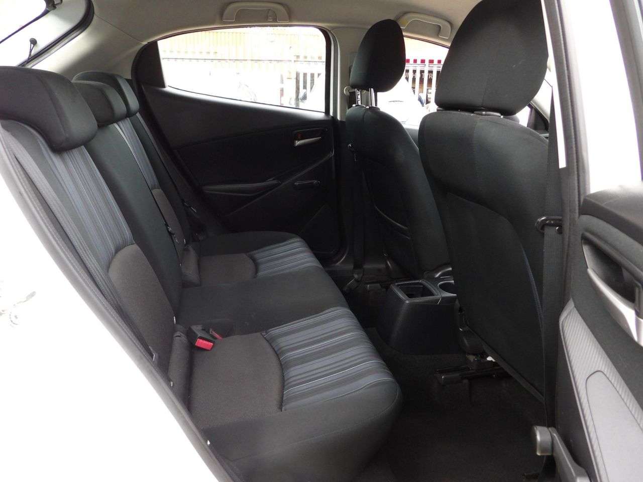 2016 MAZDA MAZDA2 2016 MAZDA MAZDA2