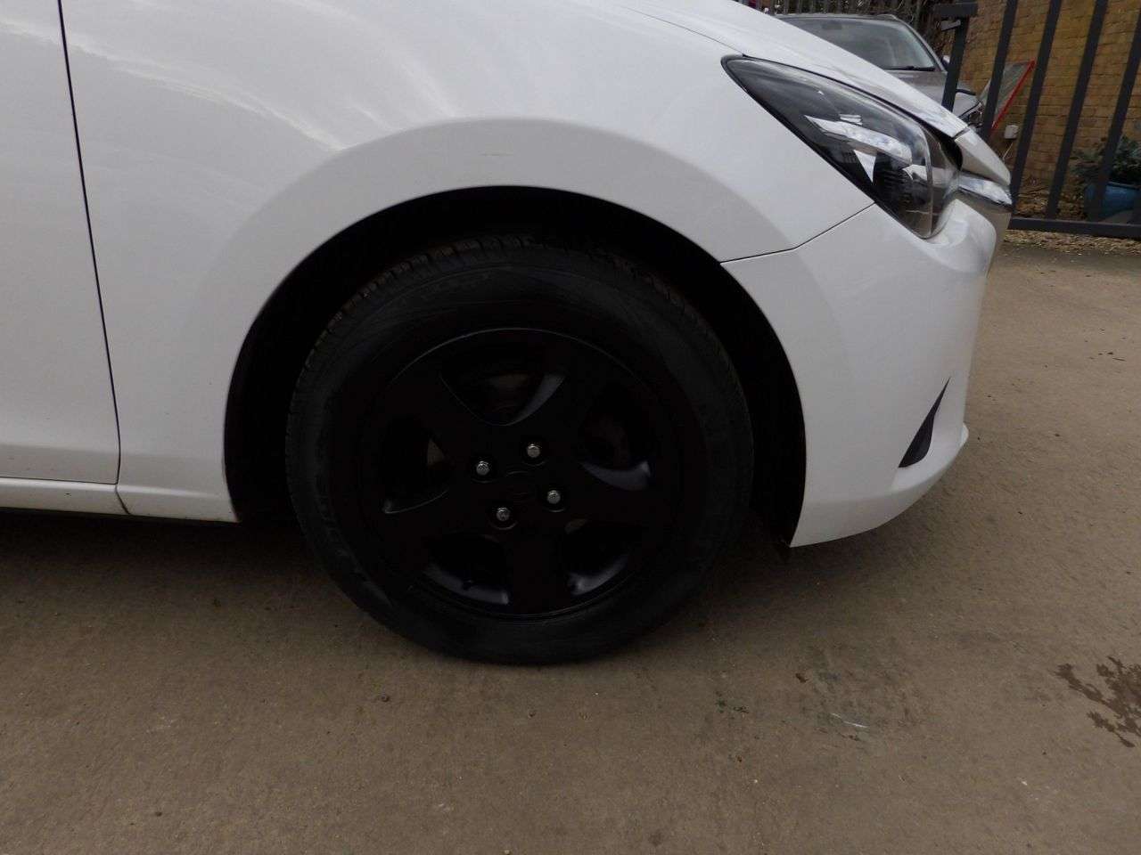 2016 MAZDA MAZDA2 2016 MAZDA MAZDA2