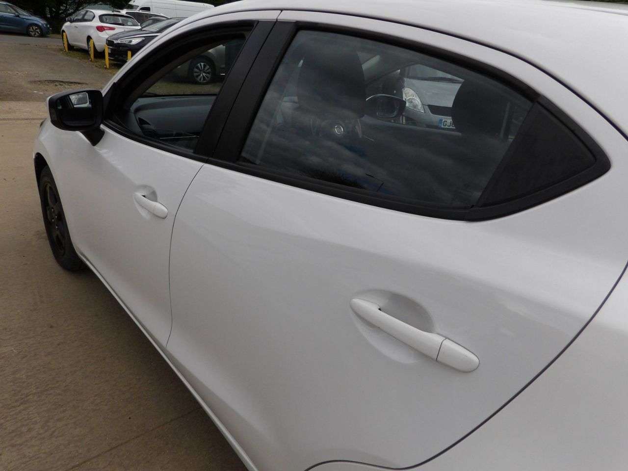 2016 MAZDA MAZDA2 2016 MAZDA MAZDA2