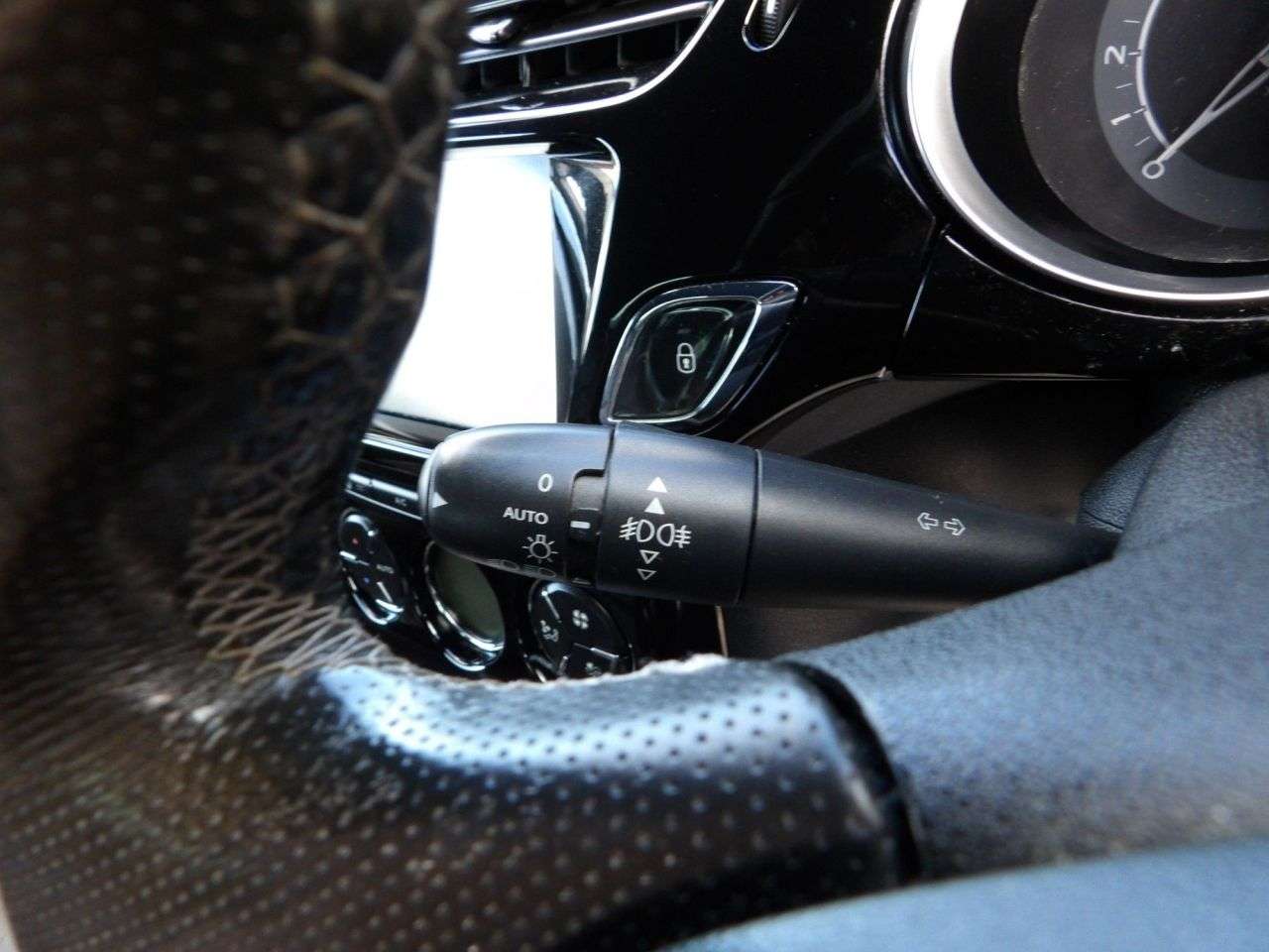 2016 DS AUTOMOBILES DS 3 2016 DS AUTOMOBILES DS 3