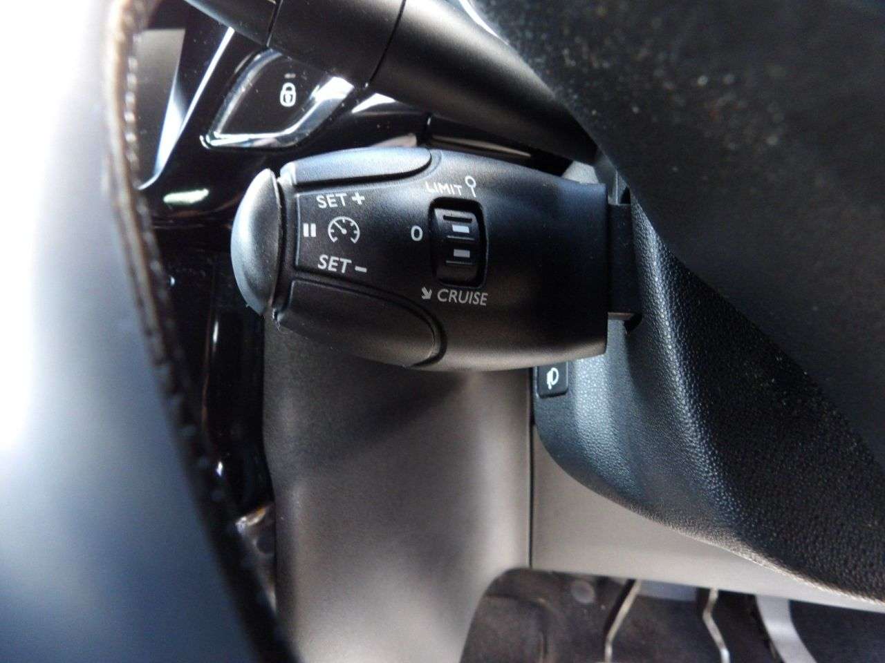 2016 DS AUTOMOBILES DS 3 2016 DS AUTOMOBILES DS 3