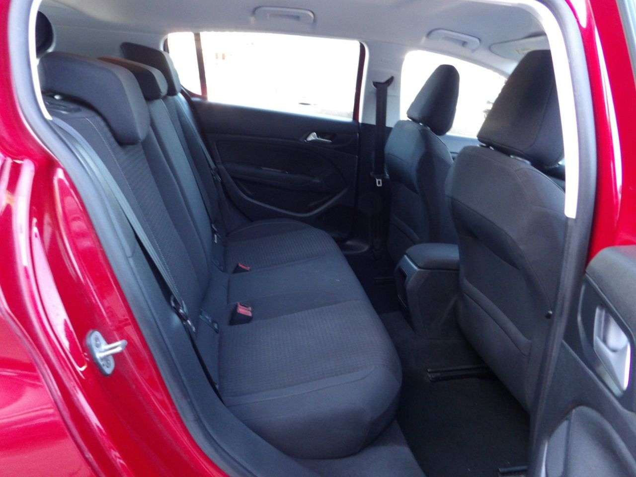 2017 PEUGEOT 308 2017 PEUGEOT 308