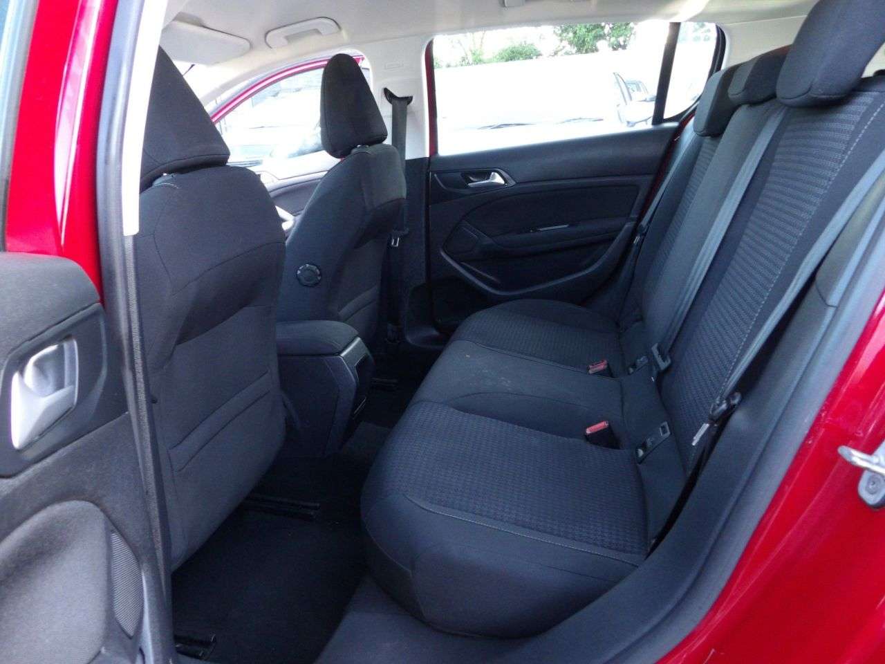 2017 PEUGEOT 308 2017 PEUGEOT 308