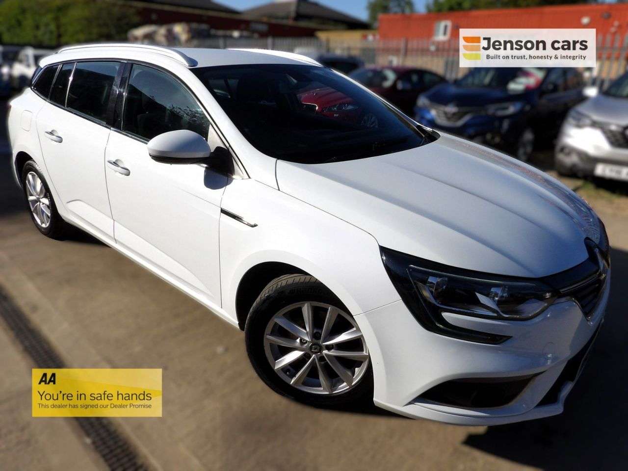 A 2019 RENAULT MEGANE 1.5 Blue dCi Play Sport Tourer 5dr Diesel Manual Euro 6 (s/s) (115 ps) A 2019 RENAULT MEGANE 1.5 Blue dCi Play Sport Tourer 5dr Diesel Manual Euro 6 (s/s) (115 ps)