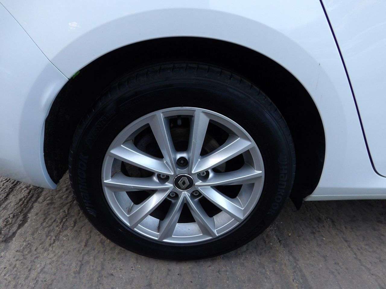 2019 RENAULT MEGANE 2019 RENAULT MEGANE