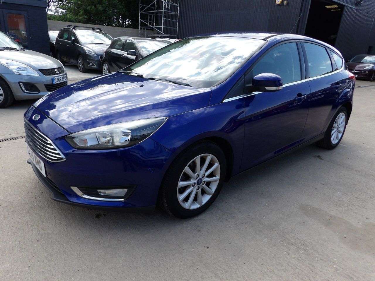 A 2015 FORD FOCUS 1.5 TDCi Titanium Hatchback 5dr Diesel Manual Euro 6 (s/s) (120 ps) A 2015 FORD FOCUS 1.5 TDCi Titanium Hatchback 5dr Diesel Manual Euro 6 (s/s) (120 ps)