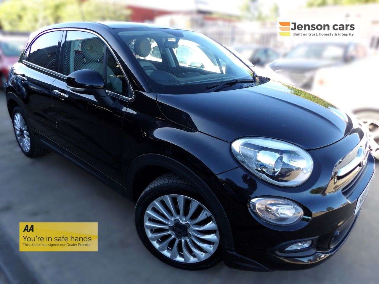 A 2016 FIAT 500X 1.6 MultiJetII Lounge SUV 5dr Diesel Manual Euro 6 (s/s) (120 ps) A 2016 FIAT 500X 1.6 MultiJetII Lounge SUV 5dr Diesel Manual Euro 6 (s/s) (120 ps)