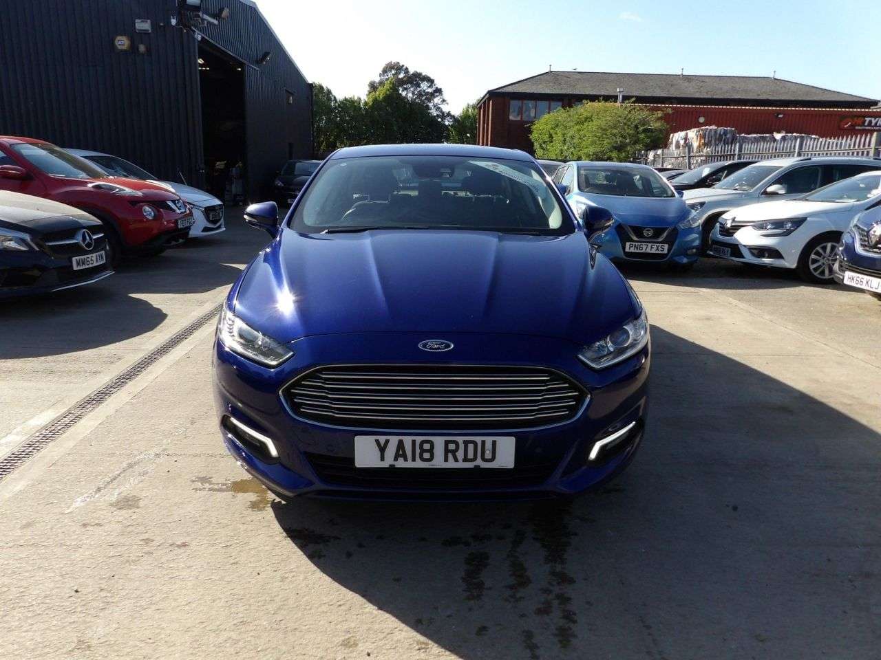 A 2018 FORD MONDEO 2.0 TDCi Zetec Hatchback 5dr Diesel Manual Euro 6 (s/s) (150 ps) A 2018 FORD MONDEO 2.0 TDCi Zetec Hatchback 5dr Diesel Manual Euro 6 (s/s) (150 ps)
