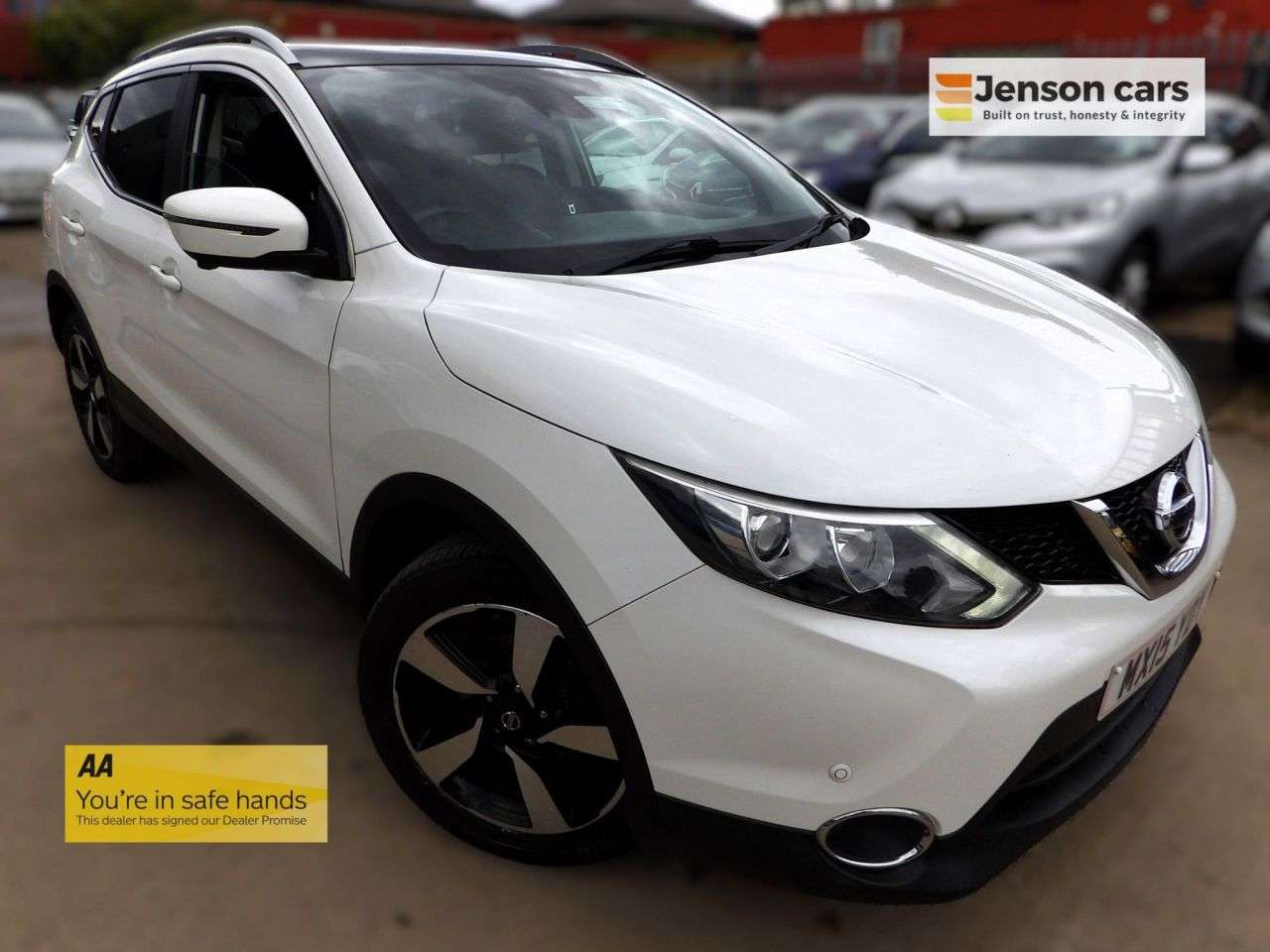 A 2015 NISSAN QASHQAI 1.5 dCi n-tec+ SUV 5dr Diesel Manual 2WD Euro 5 (s/s) (110 ps) A 2015 NISSAN QASHQAI 1.5 dCi n-tec+ SUV 5dr Diesel Manual 2WD Euro 5 (s/s) (110 ps)