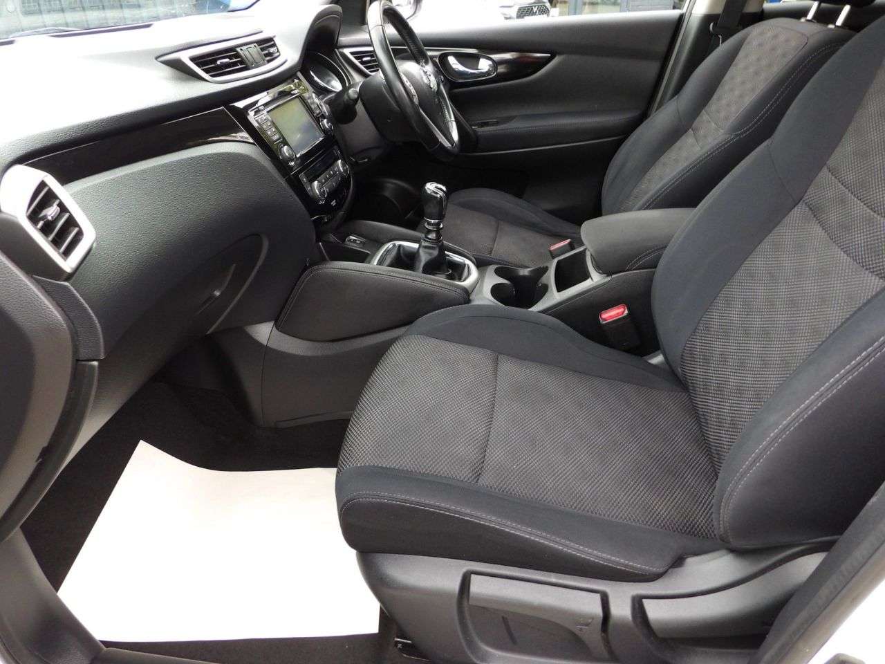 2015 NISSAN QASHQAI 2015 NISSAN QASHQAI