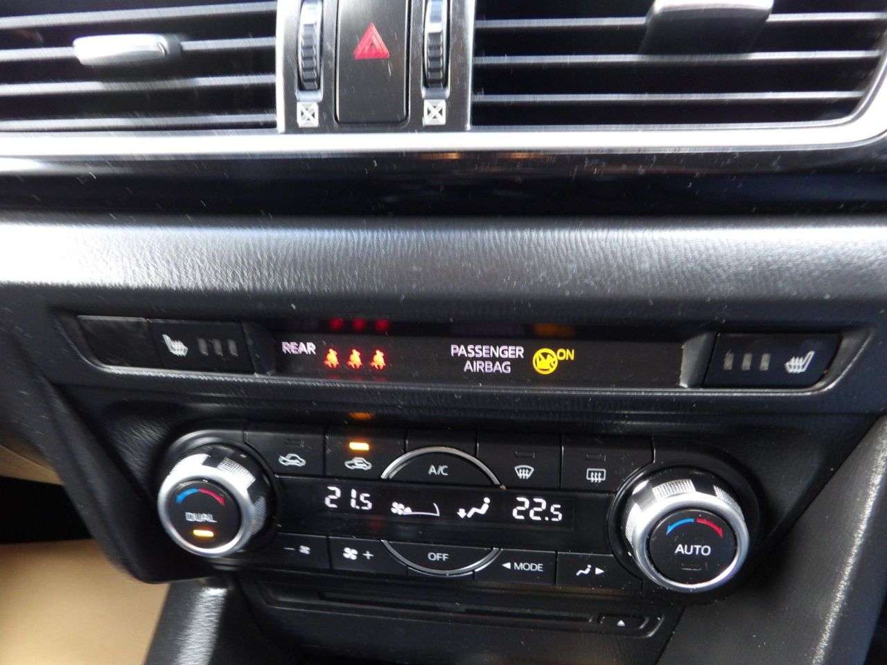 2015 MAZDA MAZDA3 2015 MAZDA MAZDA3