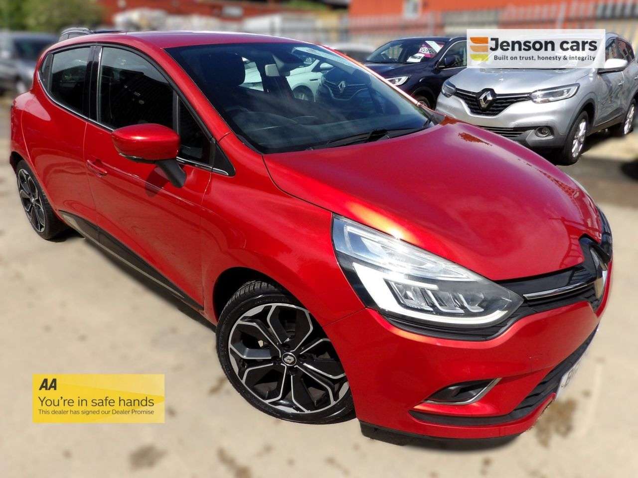 A 2017 RENAULT CLIO 1.5 dCi Dynamique S Nav Hatchback 5dr Diesel Manual Euro 6 (s/s) (90 ps) A 2017 RENAULT CLIO 1.5 dCi Dynamique S Nav Hatchback 5dr Diesel Manual Euro 6 (s/s) (90 ps)