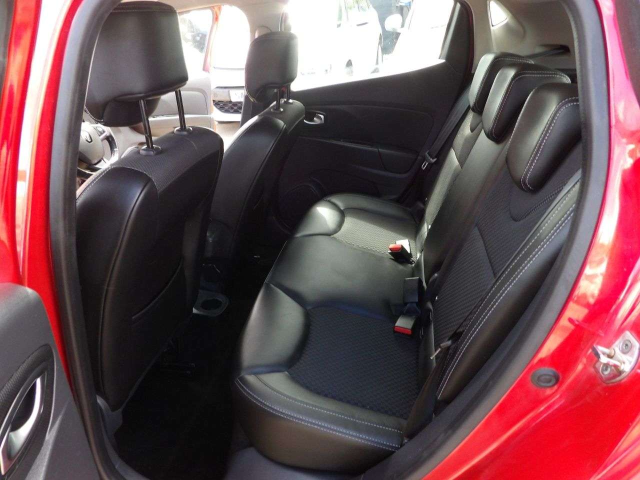 2017 RENAULT CLIO 2017 RENAULT CLIO