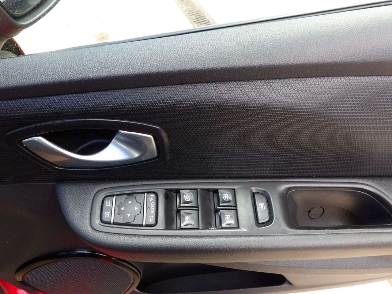 2017 RENAULT CLIO 2017 RENAULT CLIO