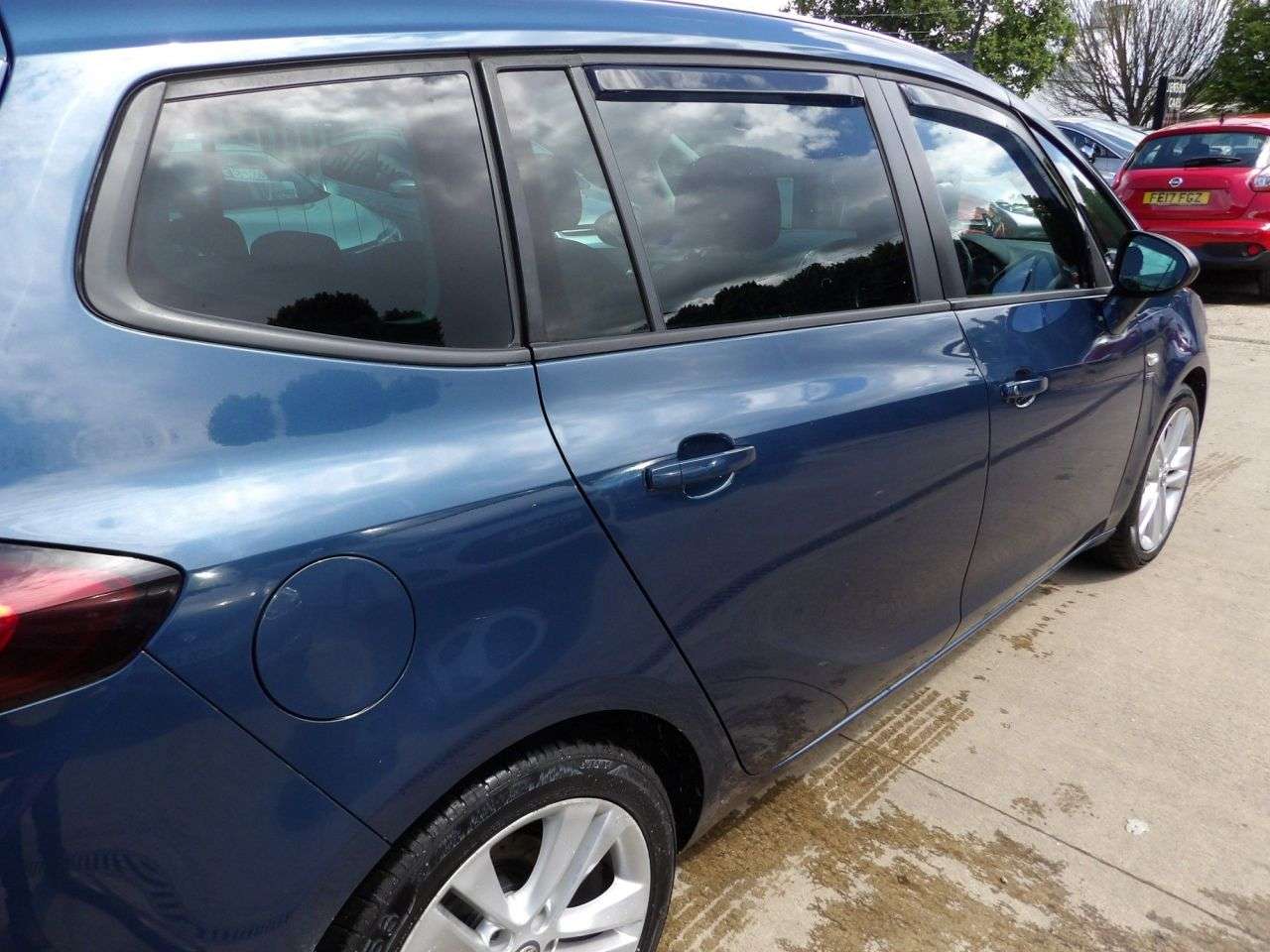 2015 VAUXHALL ZAFIRA TOURER 2015 VAUXHALL ZAFIRA TOURER
