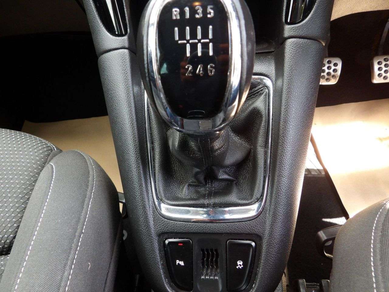 2015 VAUXHALL ZAFIRA TOURER 2015 VAUXHALL ZAFIRA TOURER