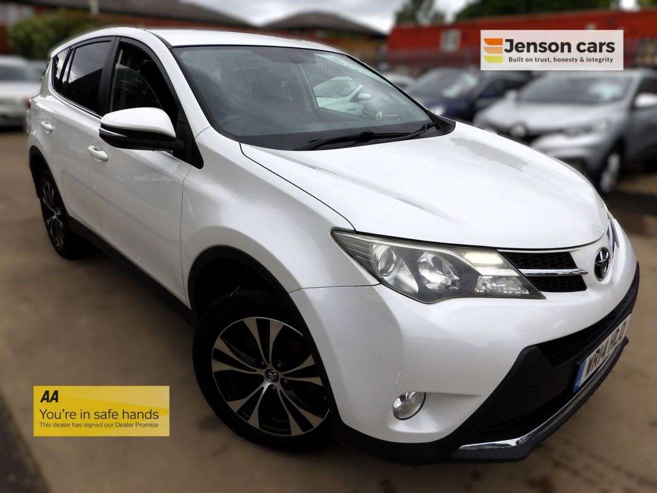 A 2014 TOYOTA RAV4 2.0 D-4D Icon SUV 5dr Diesel Manual 2WD Euro 5 (s/s) (124 ps) A 2014 TOYOTA RAV4 2.0 D-4D Icon SUV 5dr Diesel Manual 2WD Euro 5 (s/s) (124 ps)
