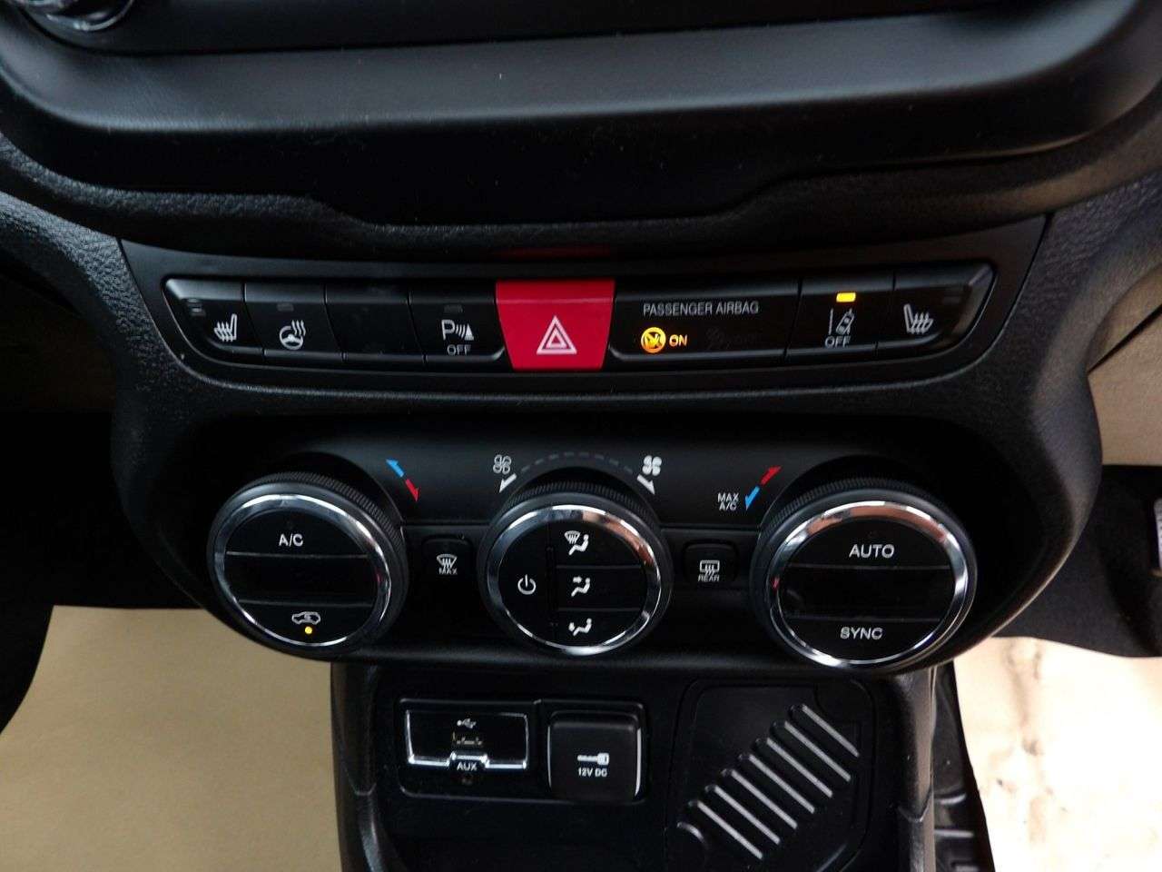 2015 JEEP RENEGADE 2015 JEEP RENEGADE