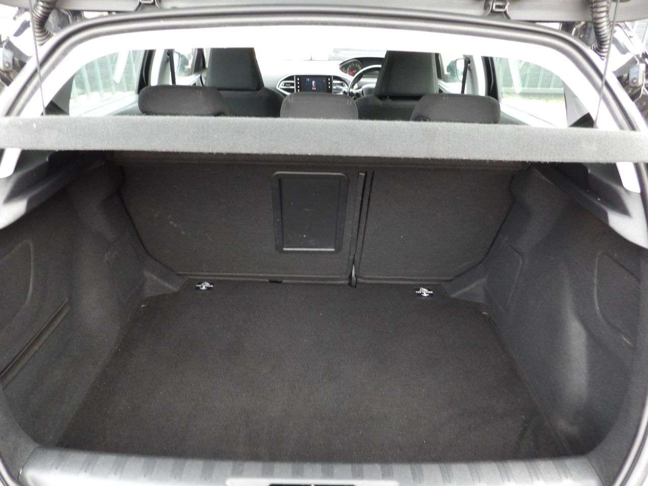 2016 PEUGEOT 308 2016 PEUGEOT 308