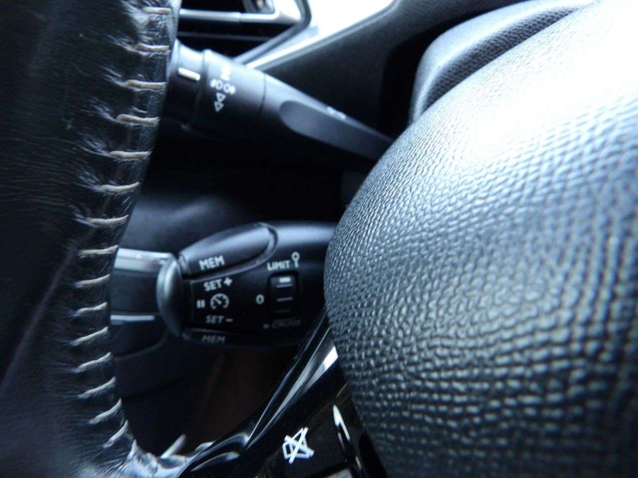 2014 PEUGEOT 308 SW 2014 PEUGEOT 308 SW
