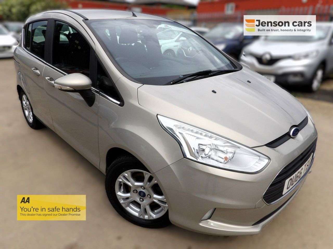 A 2016 FORD B-MAX 1.5 TDCi Zetec MPV 5dr Diesel Manual Euro 6 (s/s) (75 ps) A 2016 FORD B-MAX 1.5 TDCi Zetec MPV 5dr Diesel Manual Euro 6 (s/s) (75 ps)