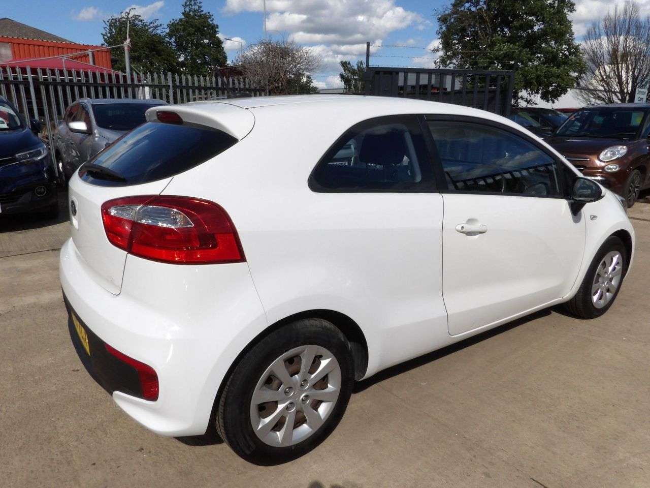 2016 KIA RIO 2016 KIA RIO