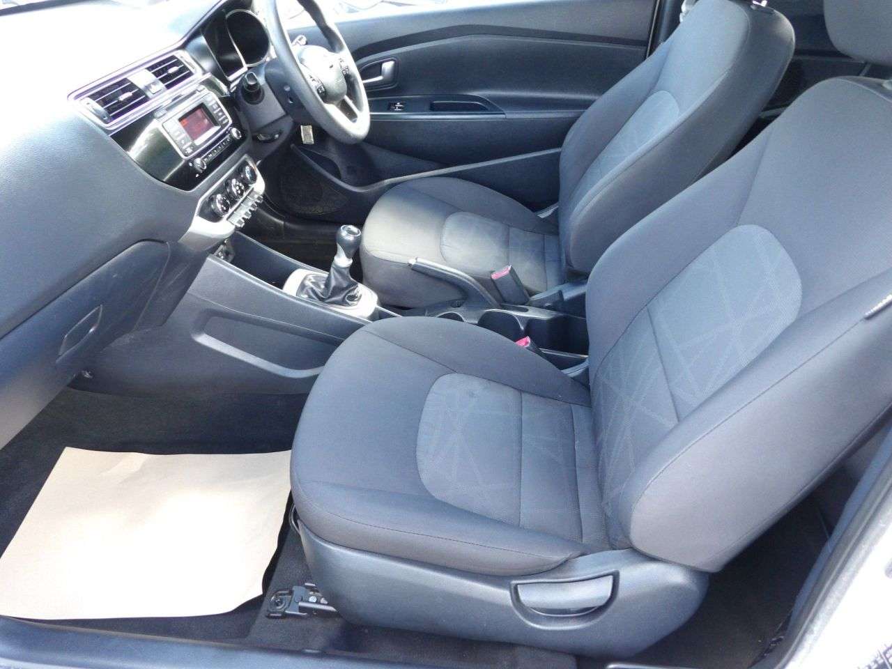 2016 KIA RIO 2016 KIA RIO