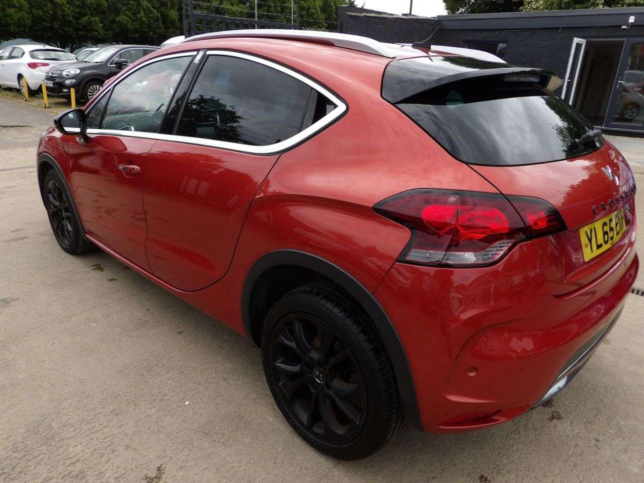A 2016 DS AUTOMOBILES DS 3 1.6 BlueHDi Crossback 5dr Diesel Manual Euro 6 (s/s) (120 ps) A 2016 DS AUTOMOBILES DS 3 1.6 BlueHDi Crossback 5dr Diesel Manual Euro 6 (s/s) (120 ps)