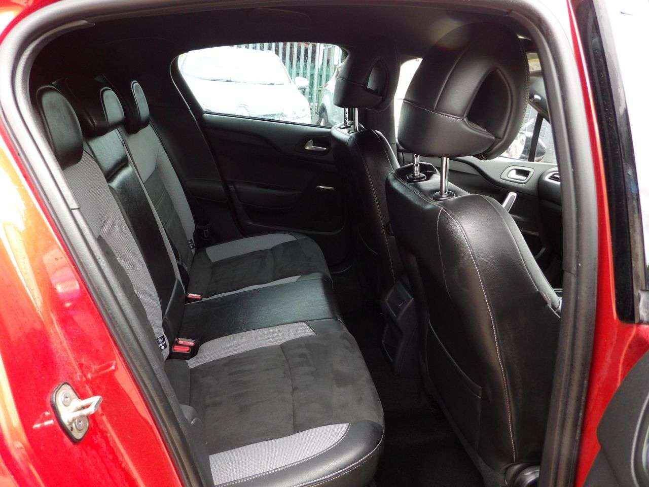2016 DS AUTOMOBILES DS 3 2016 DS AUTOMOBILES DS 3