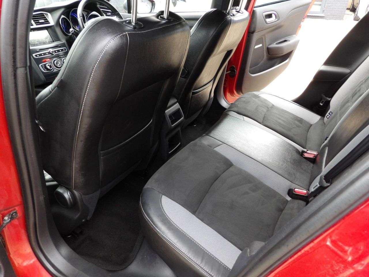 2016 DS AUTOMOBILES DS 3 2016 DS AUTOMOBILES DS 3