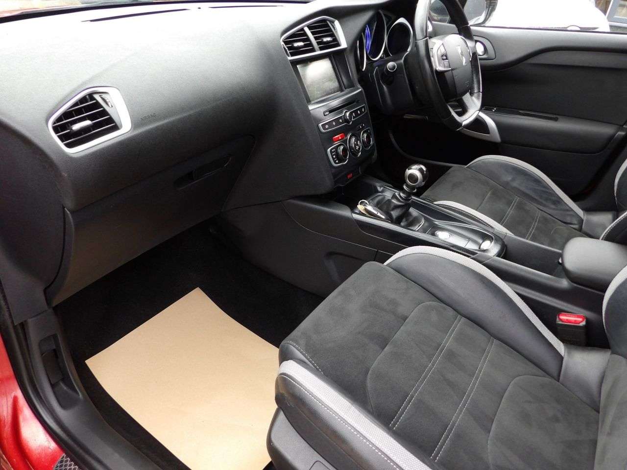 2016 DS AUTOMOBILES DS 3 2016 DS AUTOMOBILES DS 3