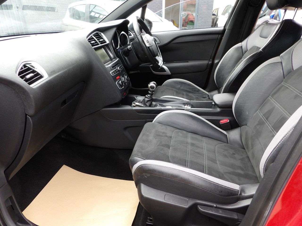 2016 DS AUTOMOBILES DS 3 2016 DS AUTOMOBILES DS 3