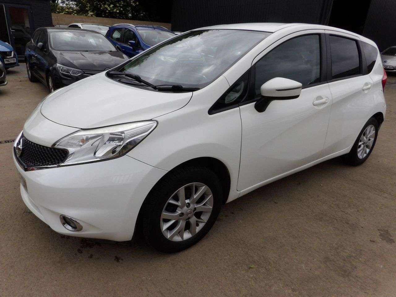 A 2016 NISSAN NOTE 1.2 Acenta Premium Hatchback 5dr Petrol Manual Euro 6 (s/s) (80 ps) A 2016 NISSAN NOTE 1.2 Acenta Premium Hatchback 5dr Petrol Manual Euro 6 (s/s) (80 ps)