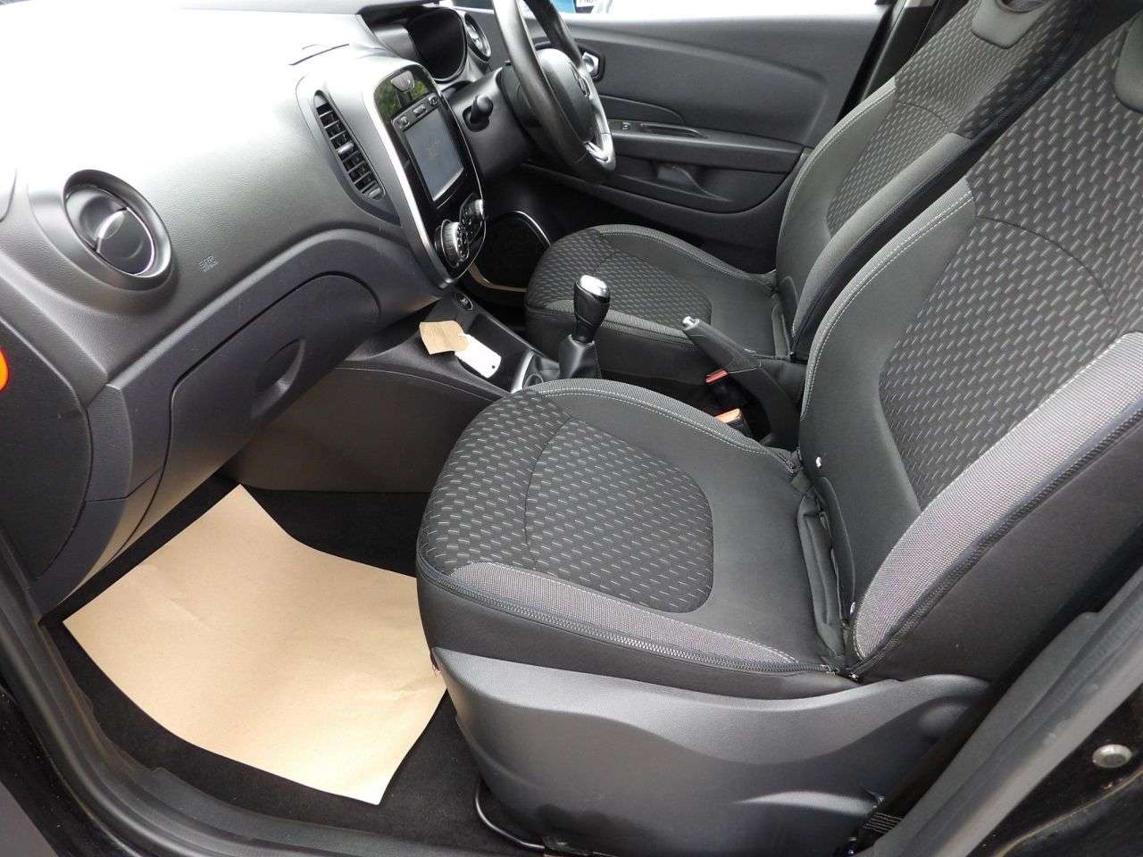 2018 RENAULT CAPTUR 2018 RENAULT CAPTUR