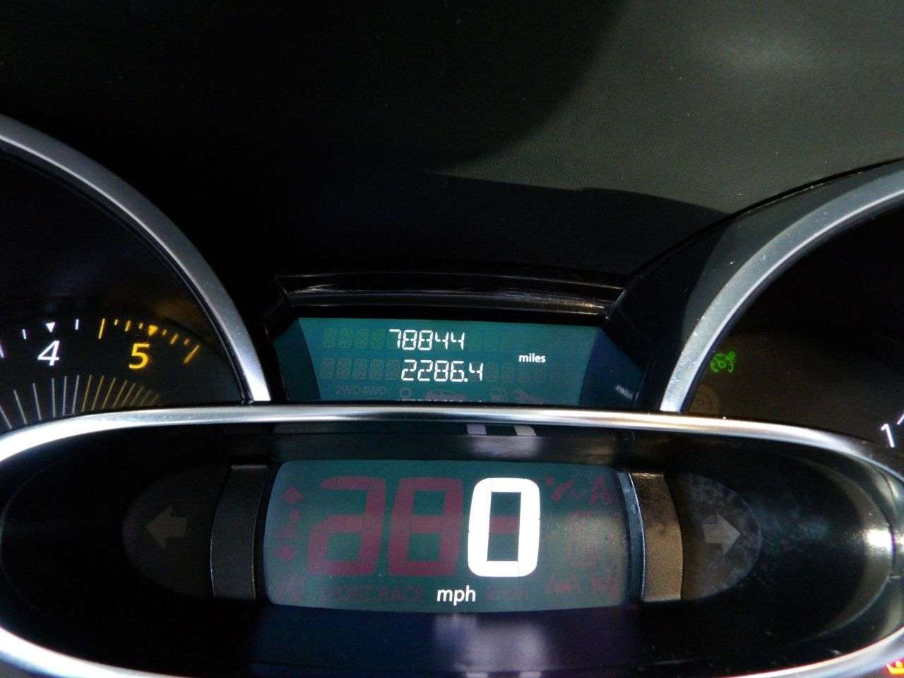 2015 RENAULT CLIO 2015 RENAULT CLIO