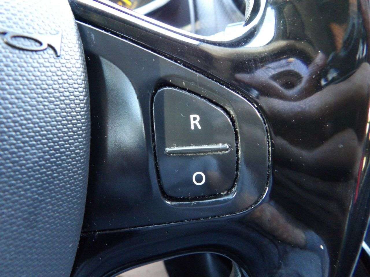 2015 RENAULT CLIO 2015 RENAULT CLIO