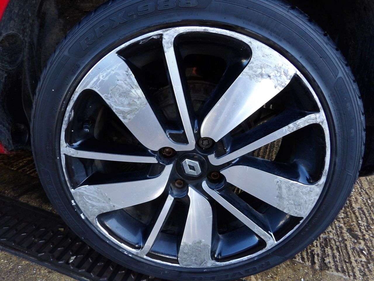 2015 RENAULT CLIO 2015 RENAULT CLIO
