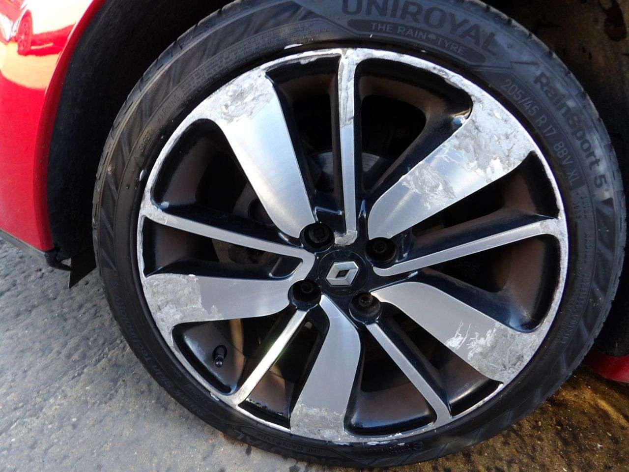 2015 RENAULT CLIO 2015 RENAULT CLIO