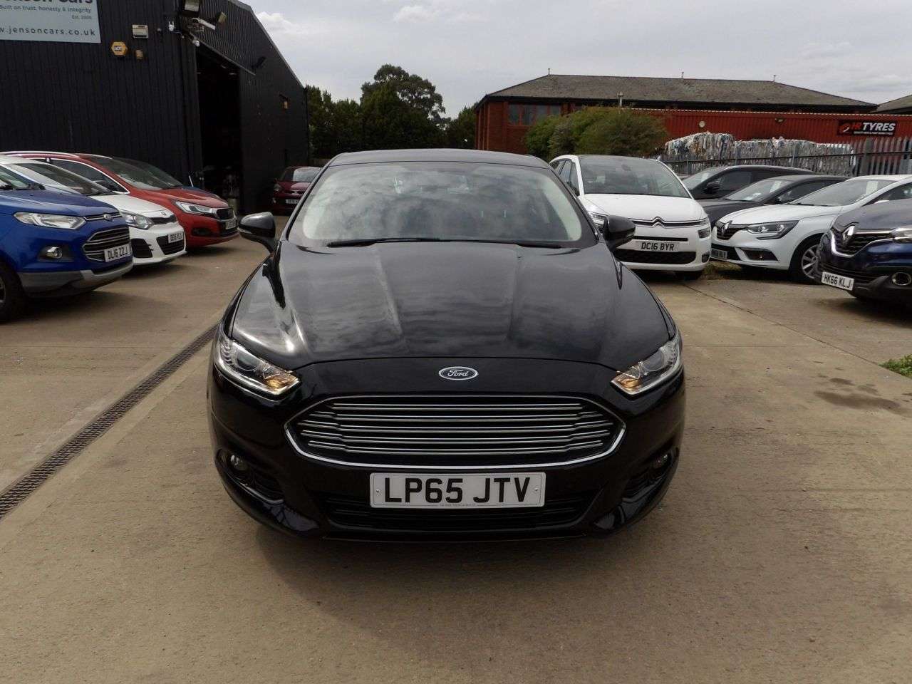 A 2016 FORD MONDEO 1.5 TDCi ECOnetic Style Hatchback 5dr Diesel Manual Euro 6 (s/s) (120 ps) A 2016 FORD MONDEO 1.5 TDCi ECOnetic Style Hatchback 5dr Diesel Manual Euro 6 (s/s) (120 ps)