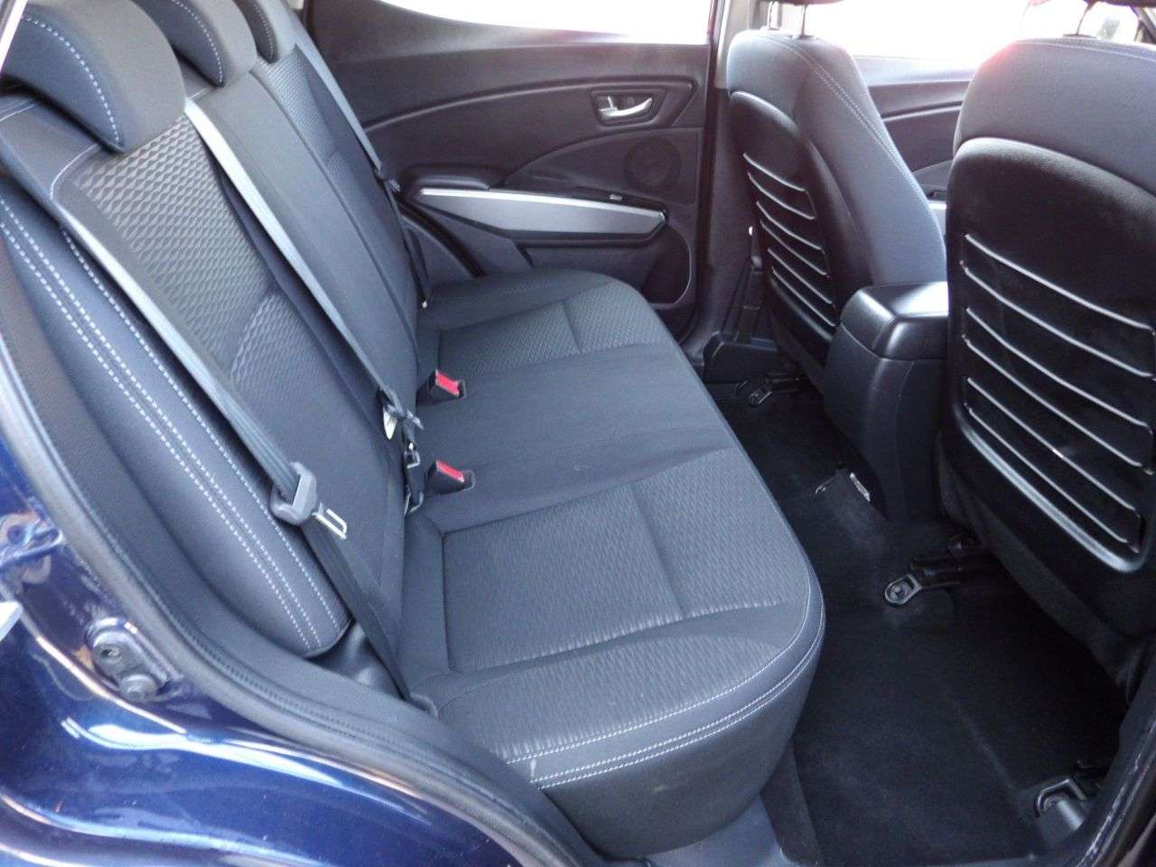 2016 SSANGYONG TIVOLI 2016 SSANGYONG TIVOLI