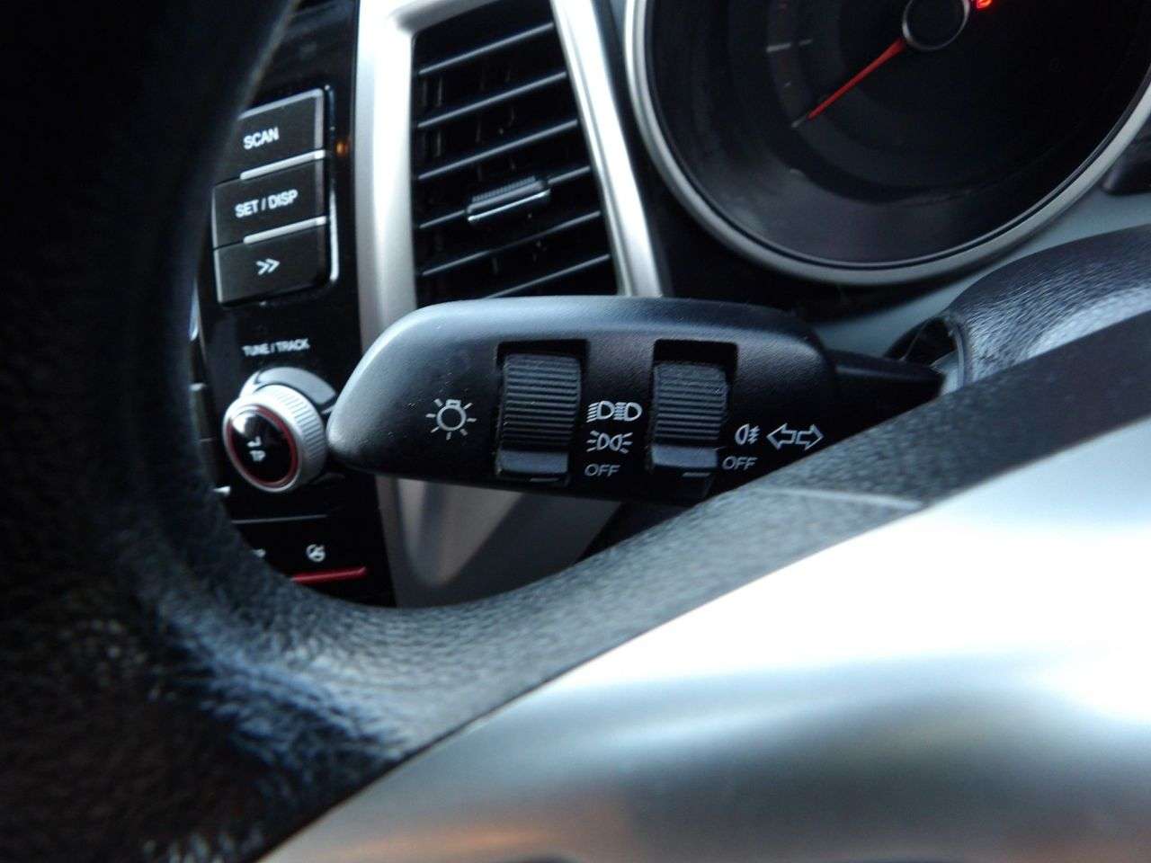 2016 SSANGYONG TIVOLI 2016 SSANGYONG TIVOLI