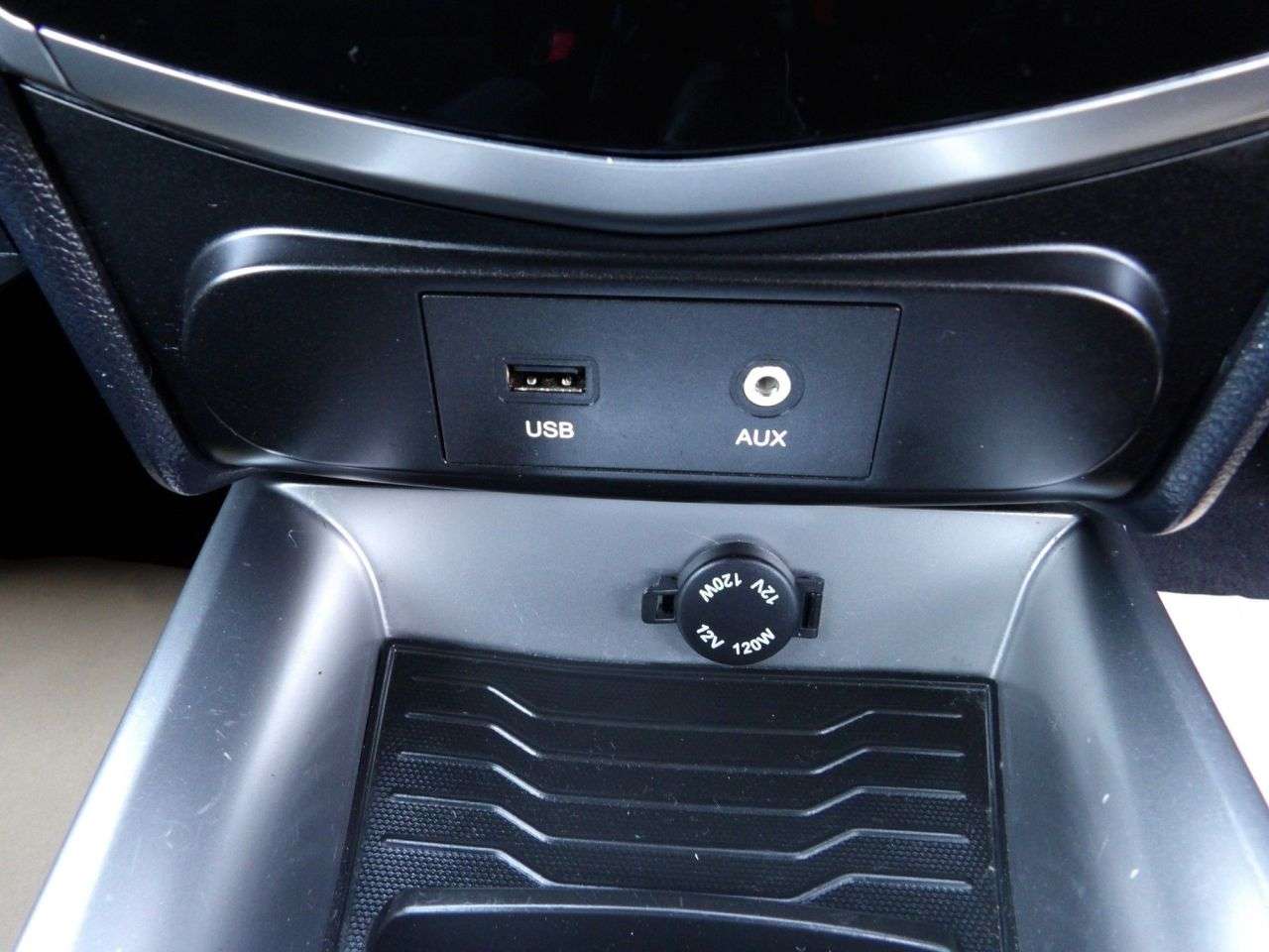 2016 SSANGYONG TIVOLI 2016 SSANGYONG TIVOLI