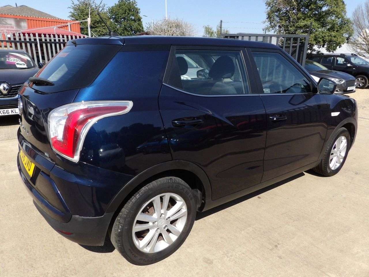 2016 SSANGYONG TIVOLI 2016 SSANGYONG TIVOLI