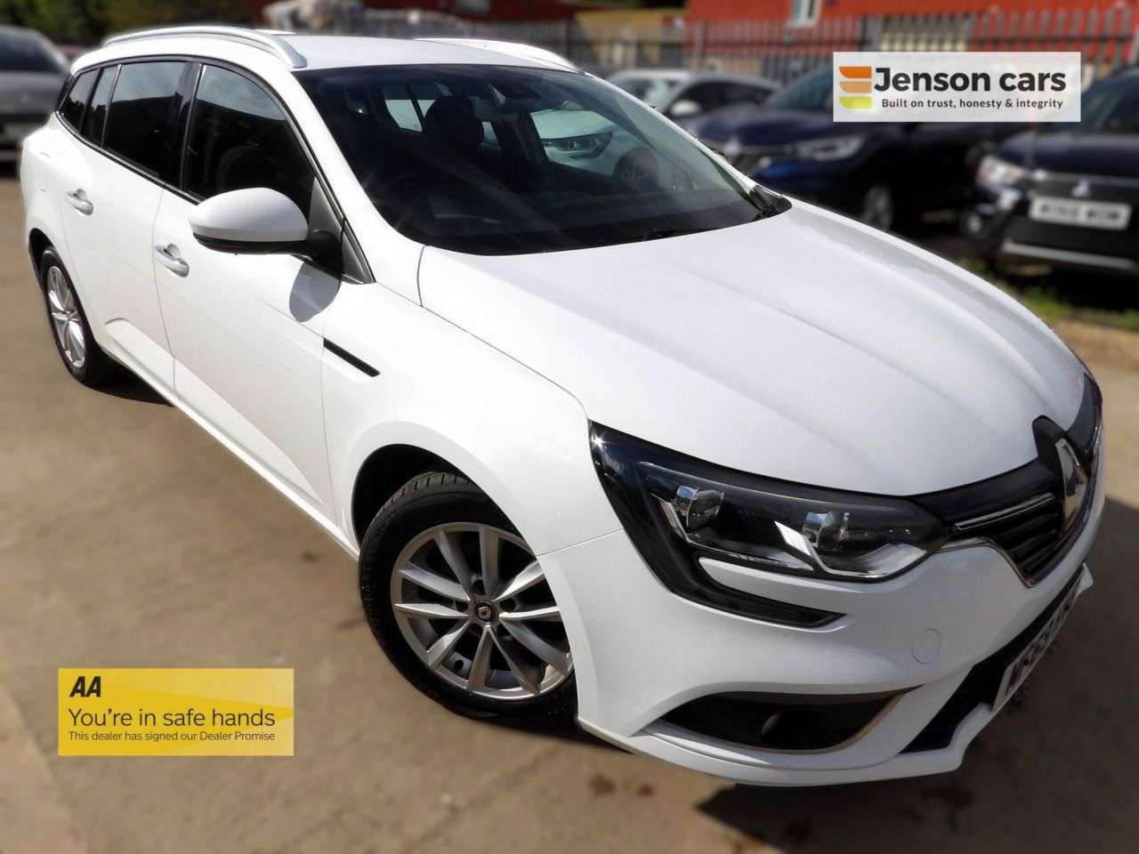 A 2019 RENAULT MEGANE 1.5 Blue dCi Play Sport Tourer 5dr Diesel Manual Euro 6 (s/s) (115 ps) A 2019 RENAULT MEGANE 1.5 Blue dCi Play Sport Tourer 5dr Diesel Manual Euro 6 (s/s) (115 ps)