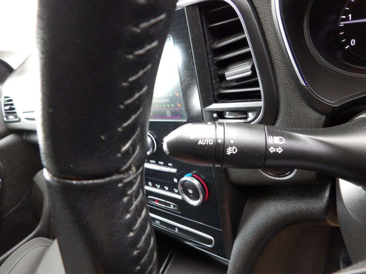 2019 RENAULT MEGANE 2019 RENAULT MEGANE