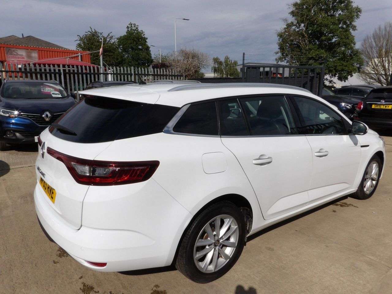 2019 RENAULT MEGANE 2019 RENAULT MEGANE