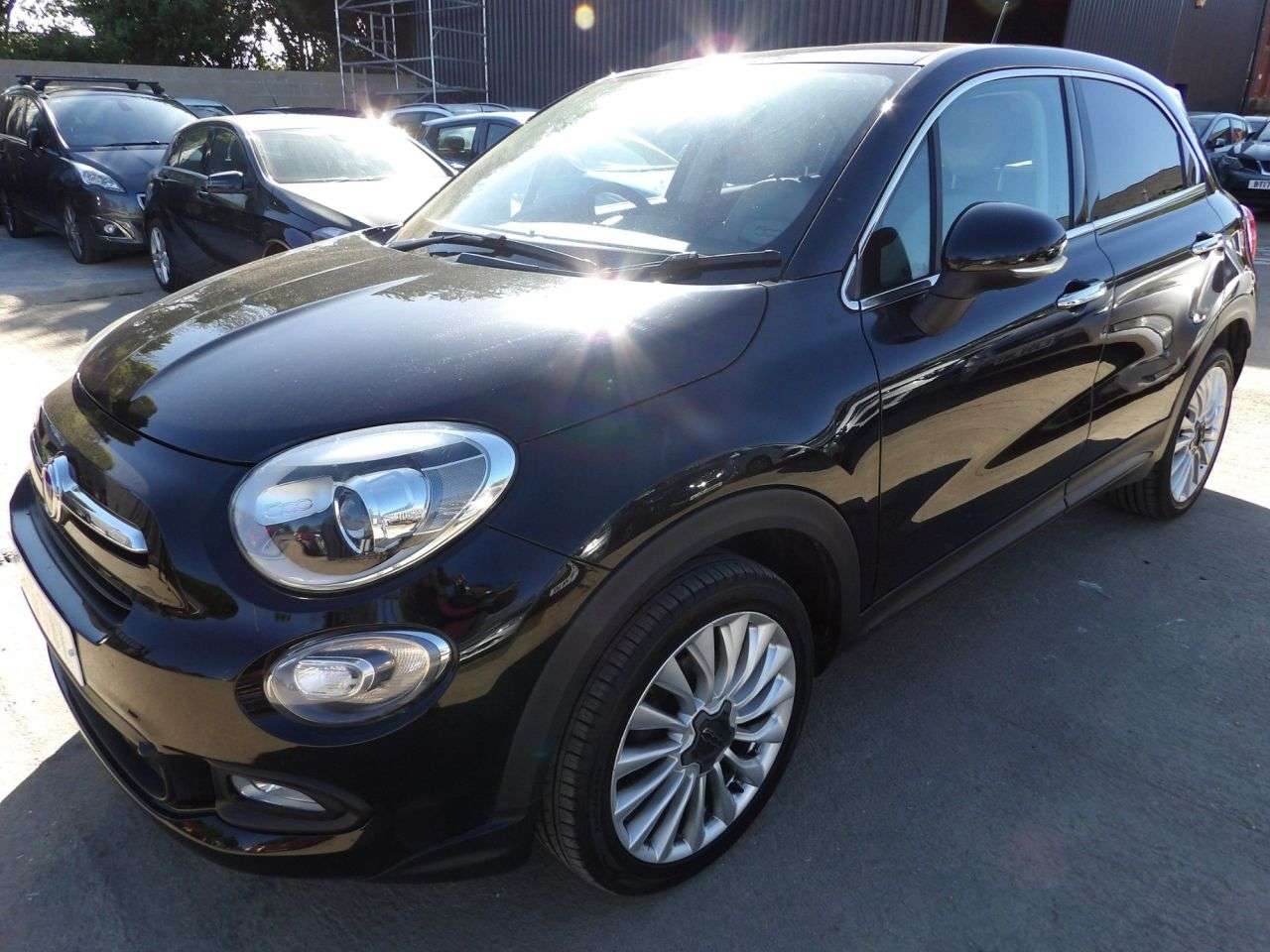 A 2016 FIAT 500X 1.6 MultiJetII Lounge SUV 5dr Diesel Manual Euro 6 (s/s) (120 ps) A 2016 FIAT 500X 1.6 MultiJetII Lounge SUV 5dr Diesel Manual Euro 6 (s/s) (120 ps)
