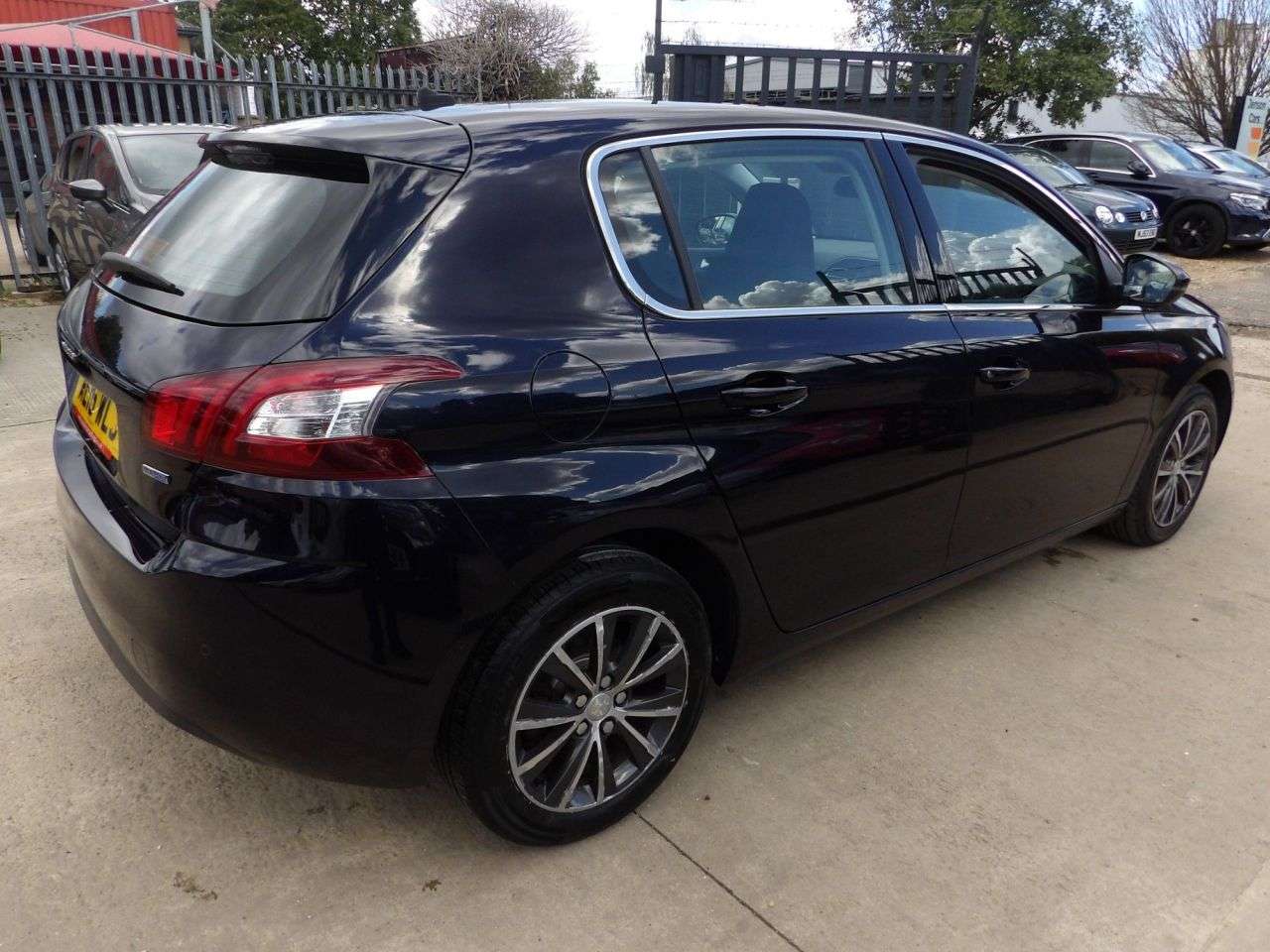 2016 PEUGEOT 308 2016 PEUGEOT 308