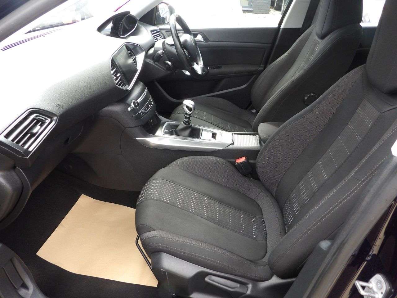 2016 PEUGEOT 308 2016 PEUGEOT 308